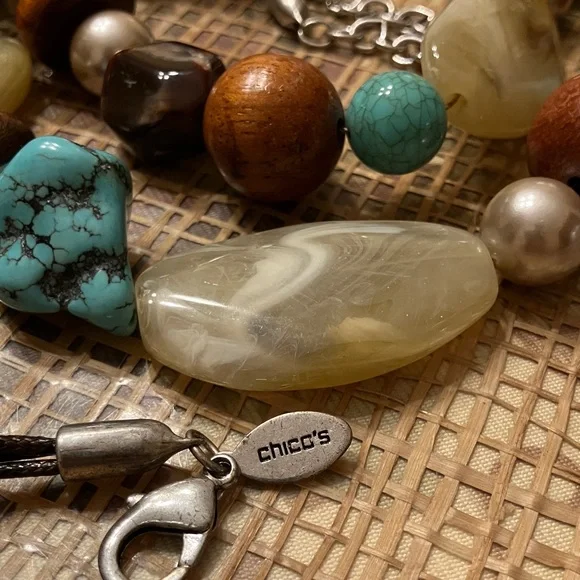 CHICOS ONE OF A KIND NECKLACE WITH AUTHENTIC TURQUOISE, ACRYLIC, WOOD and STONE - Picture 6 of 16